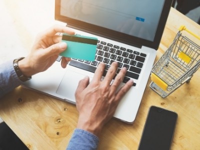 Comparison of Payment Options for Singapore E-commerce Businesses
