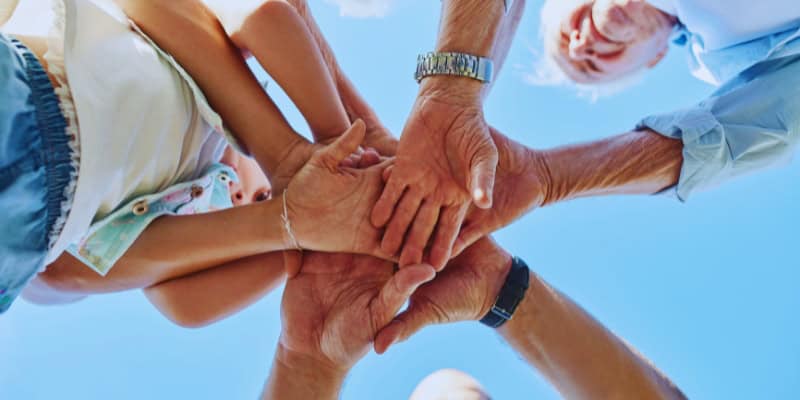 Family Ties and Integration Efforts